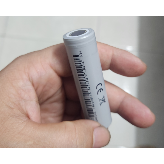 Pin 18650 3.7V 2000mAh 10C