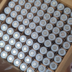 Pin 18650 3.7V 2000mAh 10C