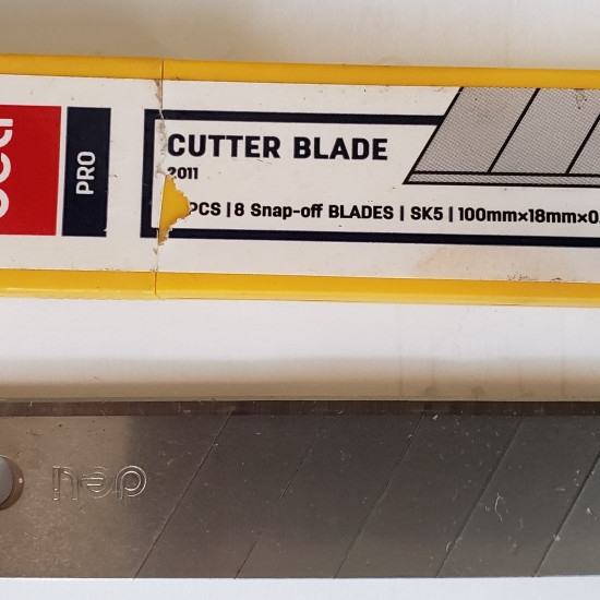 Lưỡi dao rọc giấy (hộp 10 cái)