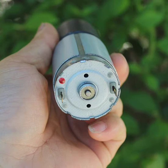 Động cơ giảm tốc 540 5-15VDC 5 vòng/phút