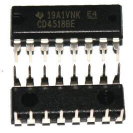 4518