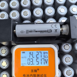 Pin 21700 3.7V 5000mAh 3C